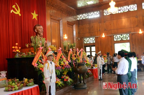 Nghe An organizes death anniversary of President Ho Chi Minh  - ảnh 1